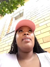 SWEETDOLLY29XX webcam model stream image