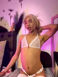 Katy_bratz_ webcam model stream image