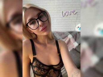 MaripoSSa69 webcam model stream image