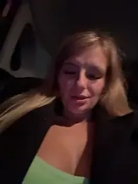 Betsy webcam model stream image