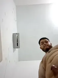 rich_ryx webcam model stream image