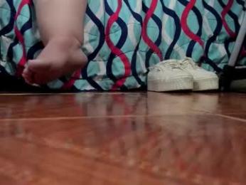 rubyy_24 webcam model stream image