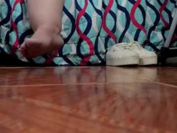 rubyy_24 webcam model stream image