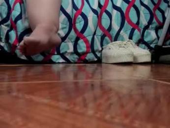 rubyy_24 webcam model stream image