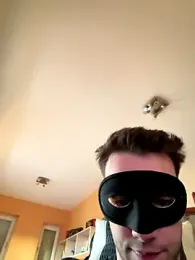 Raveman webcam model stream image