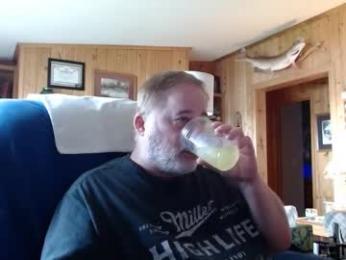 bigthicksatisfying2 webcam model stream image