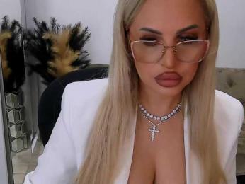 lovelyblondyx webcam bongacams model stream image
