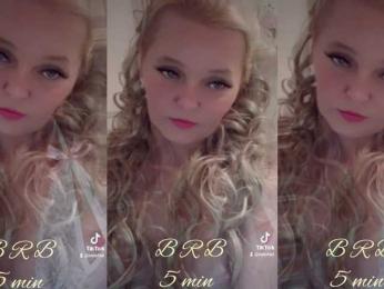 ChristieRoses webcam model stream image