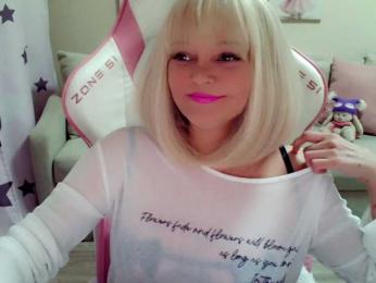 ChristieRoses webcam bongacams model stream image