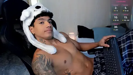 aress_damon webcam model stream image