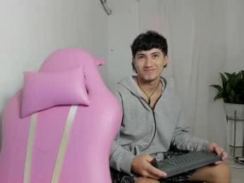 laura_and_kevin webcam model stream image