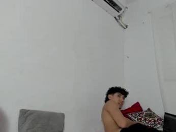 laura_and_kevin webcam model stream image