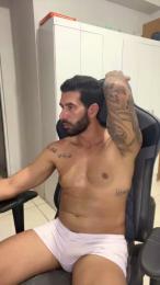 Saradoalto23 webcam model stream image