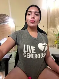 TS-SimplyTheBest webcam stripchat model stream image