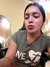 TS-SimplyTheBest webcam model stream image