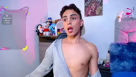 OwenBluee webcam stripchat model stream image