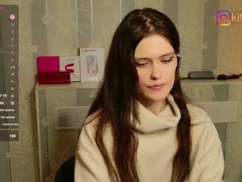 KitiGrey webcam bongacams model stream image