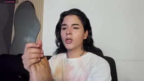 Angel-umbra webcam model stream image