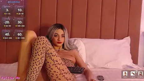 PinkySparks webcam model stream image