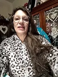 Melmamalhuda@xh webcam model stream image