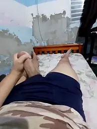 AVALIAminhaPika webcam model stream image