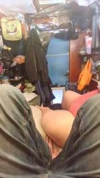 HonestShLong webcam model stream image