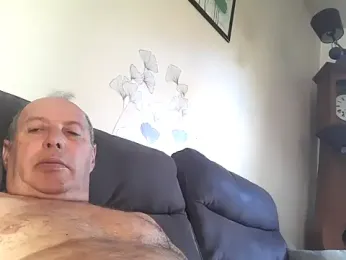 Vince072 webcam model stream image