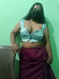 TAMIL-MILF- webcam model stream image