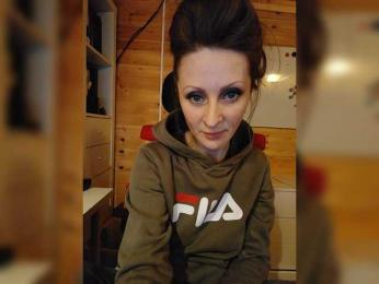 Lizzzo webcam bongacams model stream image