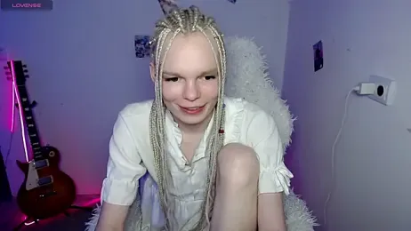 Emily_Nyaffee webcam model stream image