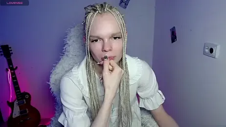 Emily_Nyaffee webcam stripchat model stream image