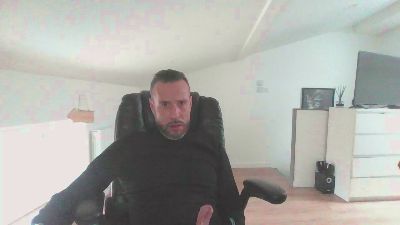 pierre752 webcam model stream image