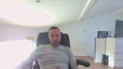 pierre752 webcam model stream image