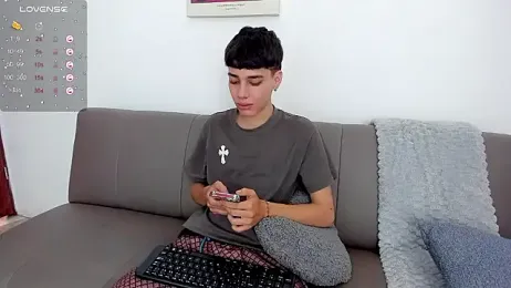 oblivion_deku webcam model stream image