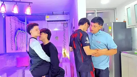 Houseofwarrios webcam model stream image