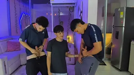 Houseofwarrios webcam model stream image