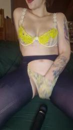 sexyy_naughty webcam cam4 model stream image