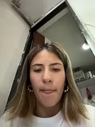 Andrea_19blonde webcam stripchat model stream image