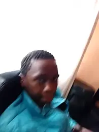 The_boy_365_ webcam model stream image