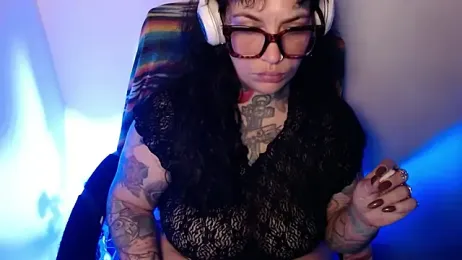 VampGirl1 webcam model stream image