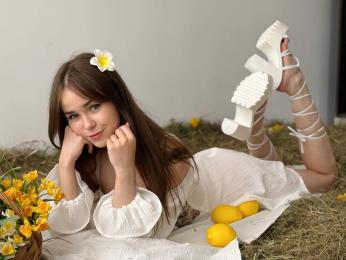 CharilWilsun webcam model stream image