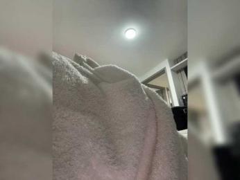 LucyRouse webcam model stream image