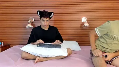 PeakkTwiins webcam stripchat model stream image