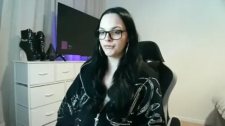 JUJUICY- webcam stripchat model stream image