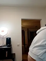 JUJUICY- webcam stripchat model stream image