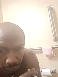 RinsingWood84 webcam model stream image