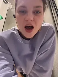 ValenciaShock webcam model stream image