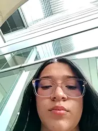 -VICKKY webcam model stream image