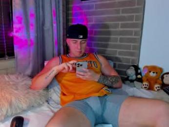 liam_oficial webcam model stream image