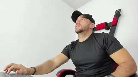 RoughSex_and_BDSM webcam model stream image